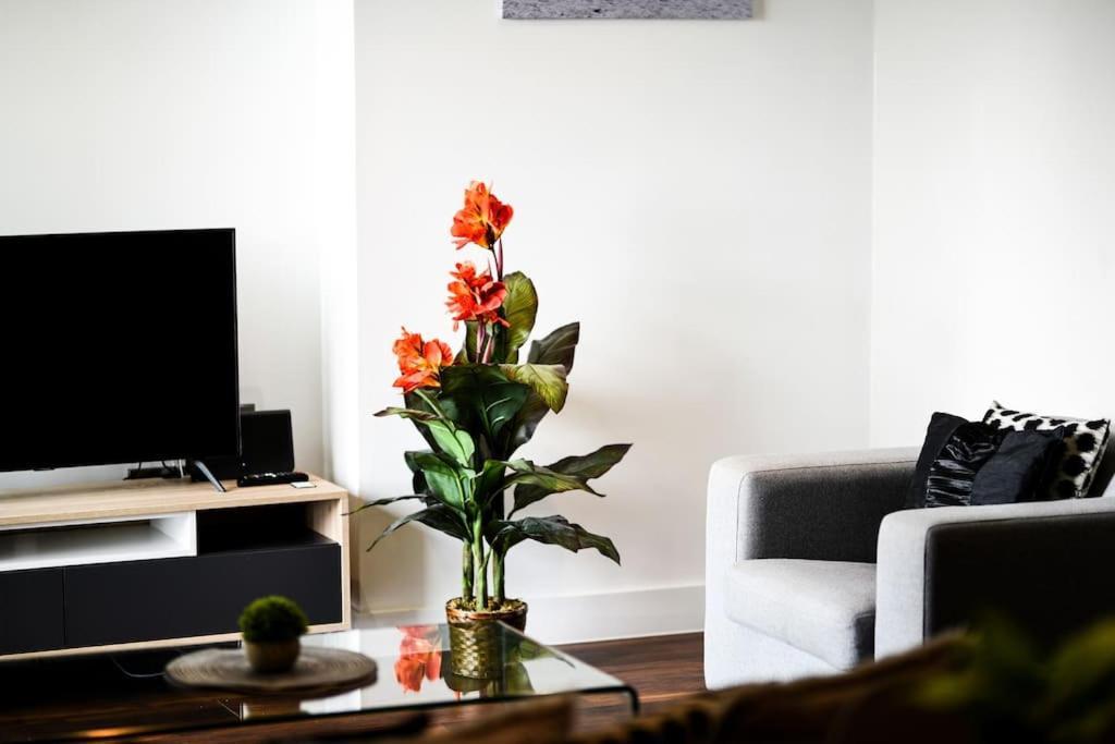 Modern 2 Bedroom Apartment - City Centre - Parking Manchester Dış mekan fotoğraf